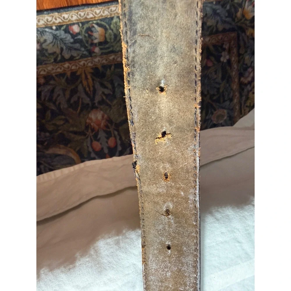 Vintage American Eagle Outfitters Mens Brown Distressed Studded Leather Belt 36